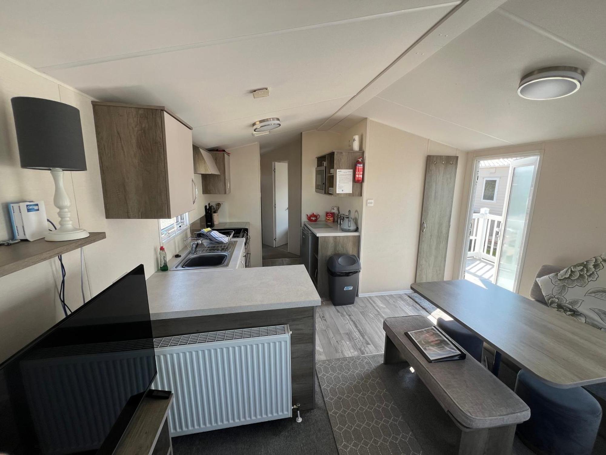 3 Bedroom Modern Caravan Sleeps up to 8 Millom Buitenkant foto